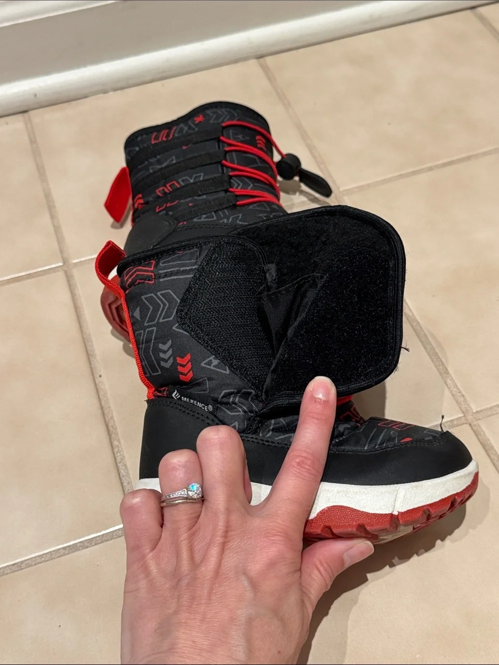 CIOR Winter Snow Boots - Red/Black size 6